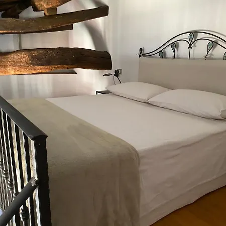 公寓 Serendipity Quando L'amore E Magia 贝尔加莫